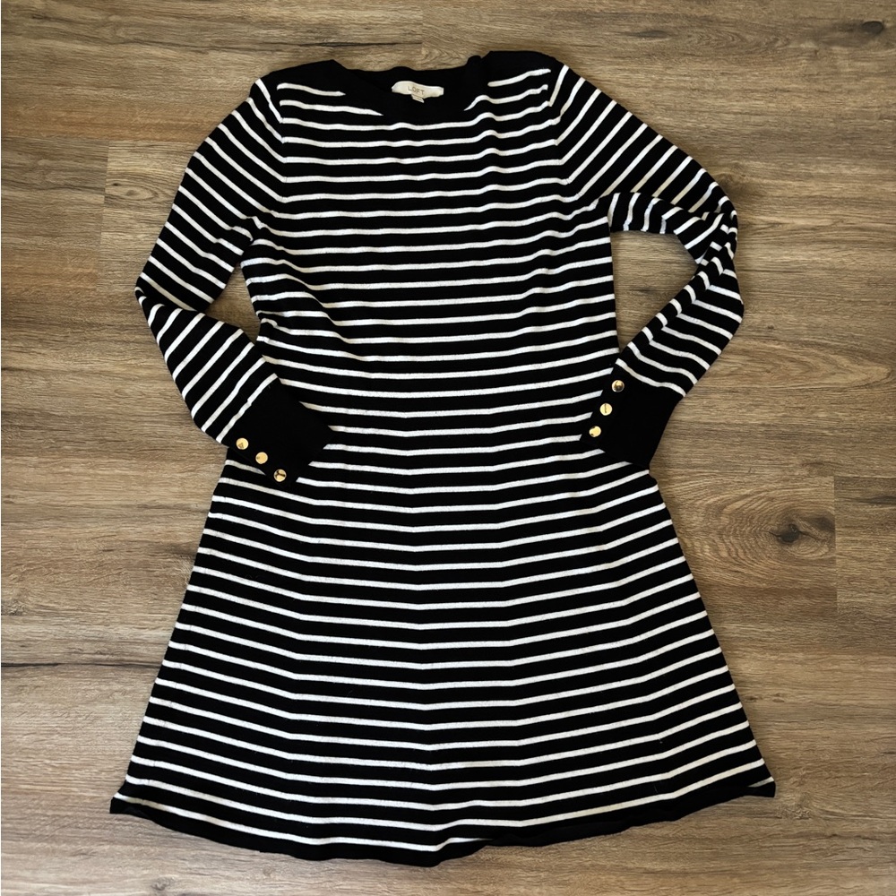 💛2 for$15! LOFT Black and White Striped dress